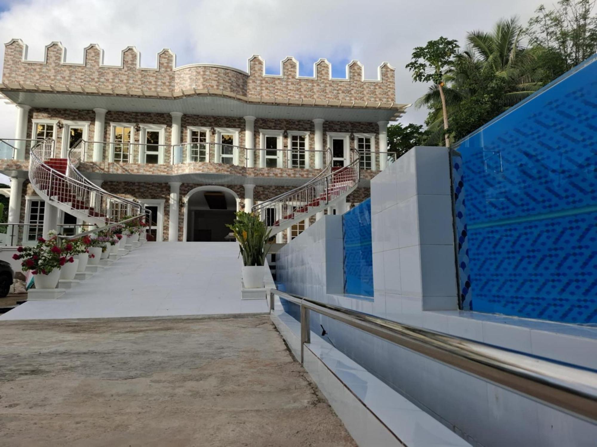 Siquijor Island Castle Resort Lazi エクステリア 写真